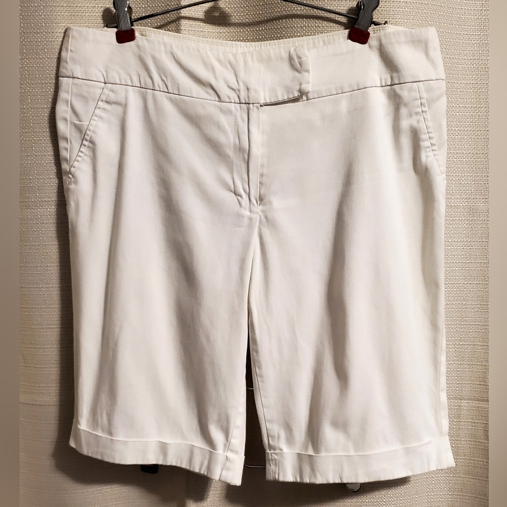 (4/$20) Midtown White Shorts